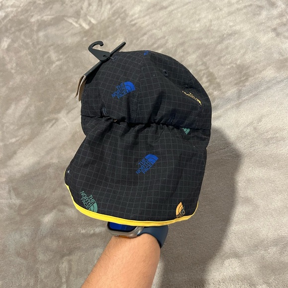 The North Face Sun Buster Hat NWT - Picture 5 of 7